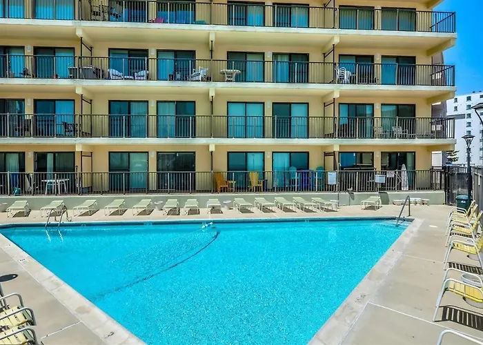 Holiday home Oceanside W Pool Steps To *