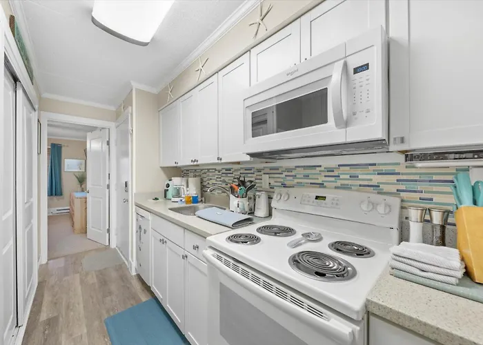 Holiday home Oceanside W Pool Steps To Ocean City